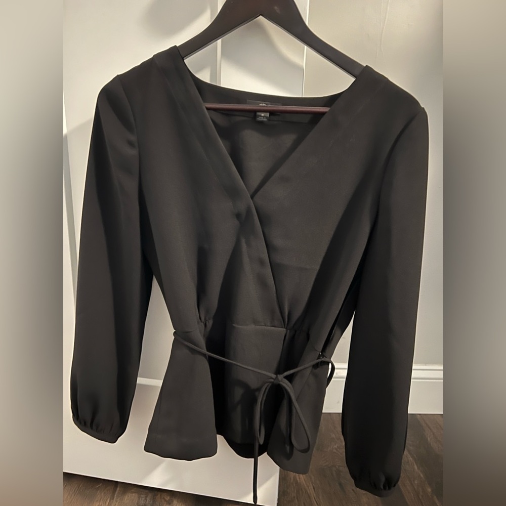 J Crew Black Top Size 8 NWOT